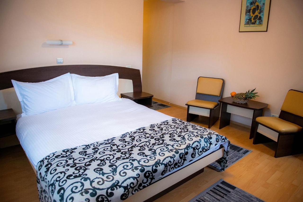 Casa Maia Hotel Busteni Luaran gambar