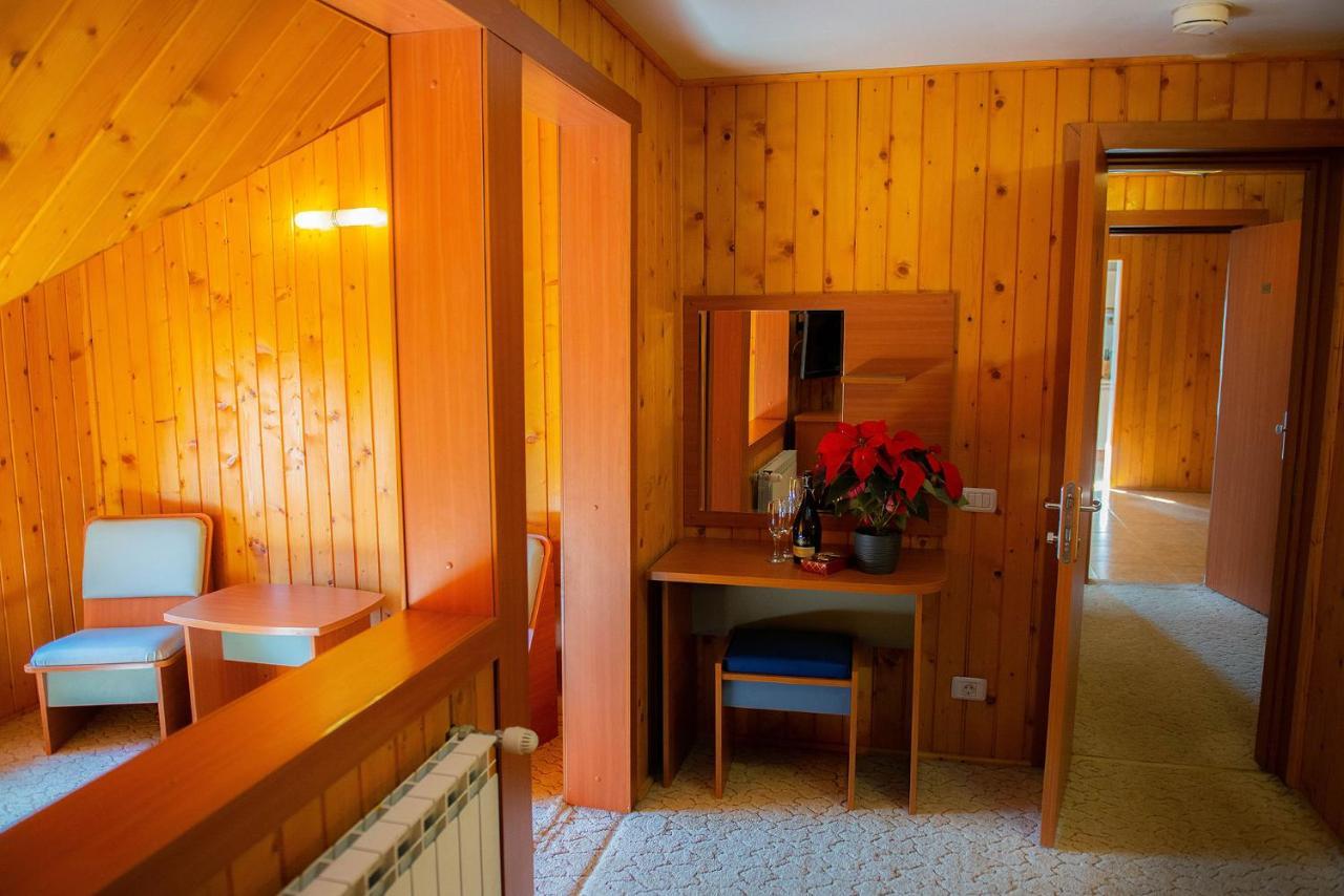 Casa Maia Hotel Busteni Luaran gambar
