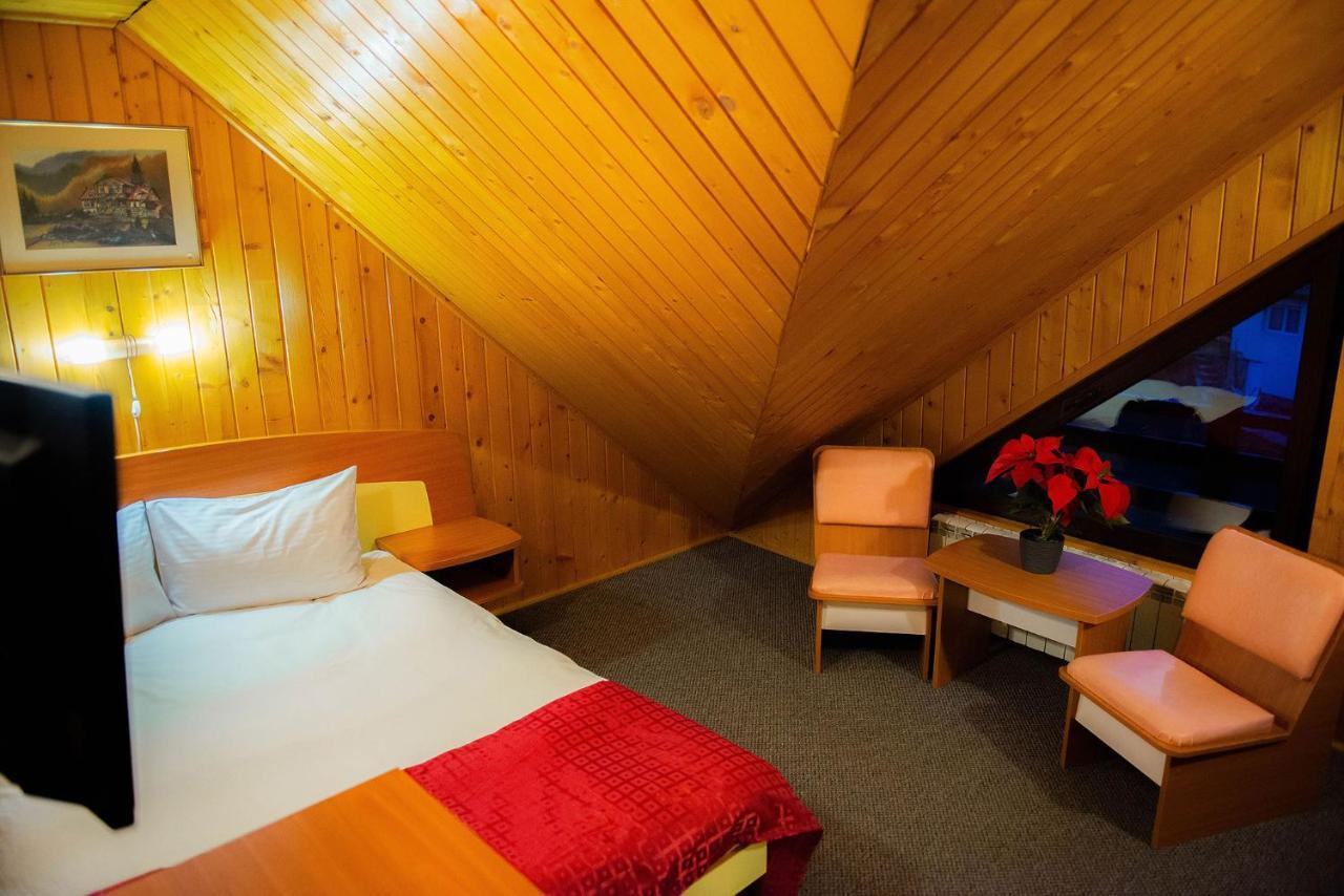 Casa Maia Hotel Busteni Luaran gambar