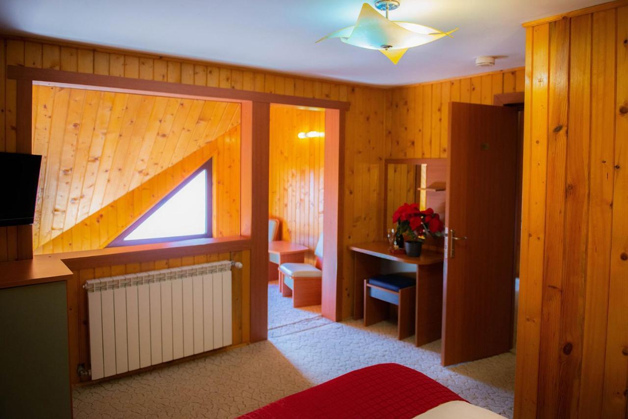 Casa Maia Hotel Busteni Luaran gambar